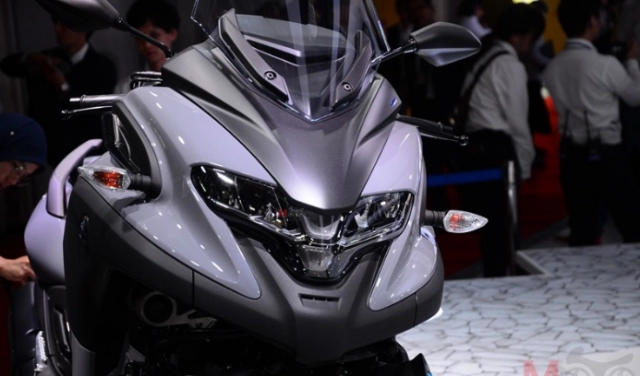Yamaha tricity 300 3ct hoàn toàn mới ra mắt với thiết kế 3 bánh độc đáo