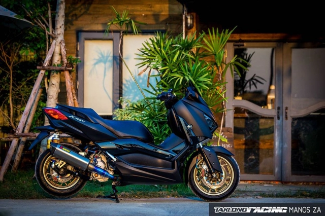 Yamaha x-max 300 độ lôi cuốn của zone