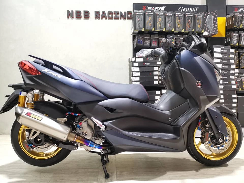 Yamaha xmax 300 độ full bài với dàn trang bị vừa xé bịch