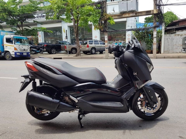 Yamaha xmax 300 độ lôi cuốn với trang bị đắt tiền