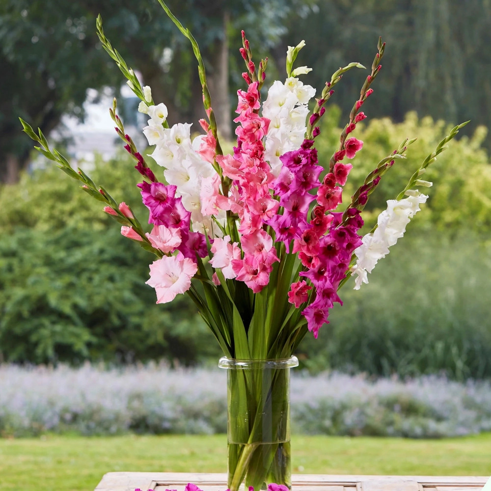 6 loại hoa tuyệt đối không bày bàn thờ ngày tết