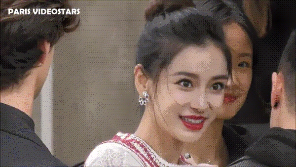 Angelababy thời thanh xuân mặt tròn phúng phính giờ u35 gầy nhom lộ cả rổ khuyết điểm