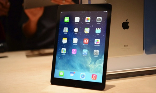 Apple bất ngờ ra mắt ipad air