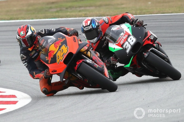 Aprilia ktm được phép tiếp tục phát triển động cơ motogp 2020