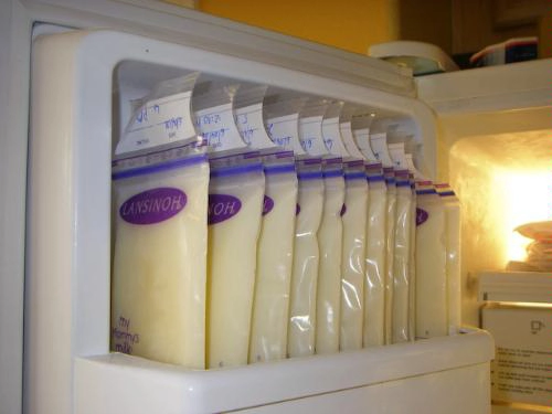 Bảo quản sữa mẹ chuẩn không lo mất chất