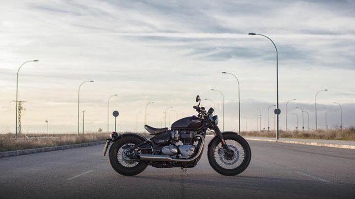 Bắt đầu nhận cọc triumph bonneville bobber 2017 phiên bản châu âu luôn nha ace số lượng có hạn nha