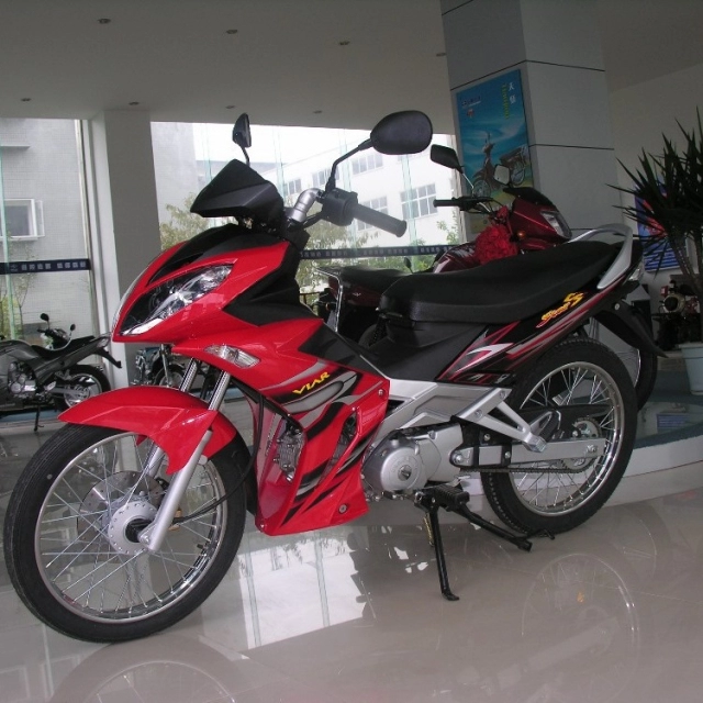 Bất ngờ với bộ ảnh xe trung quốc 110cc giống y hệt mẫu yamaha x1r