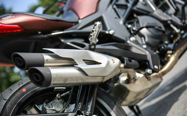 Benelli 502c 2019 - phiên bản cao cấp nhập về việt nam với giá chỉ 166 triệu vnd