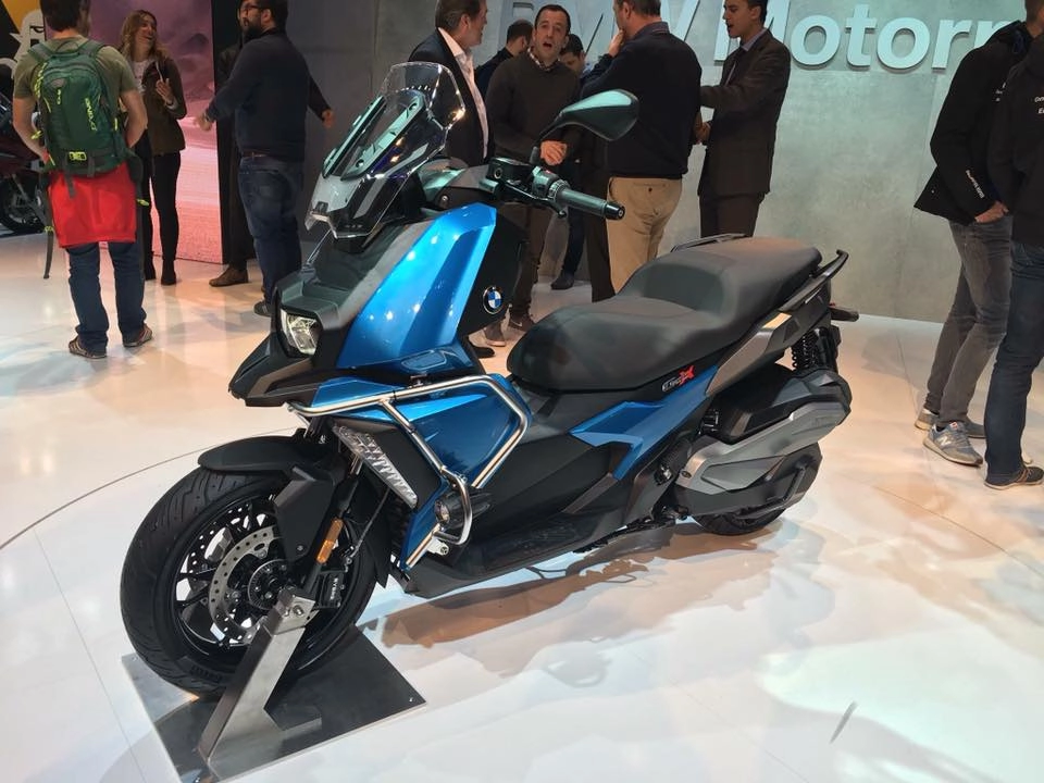 Bmw c400 x 2018 xe tay ga mới nhất của bmw chào hàng