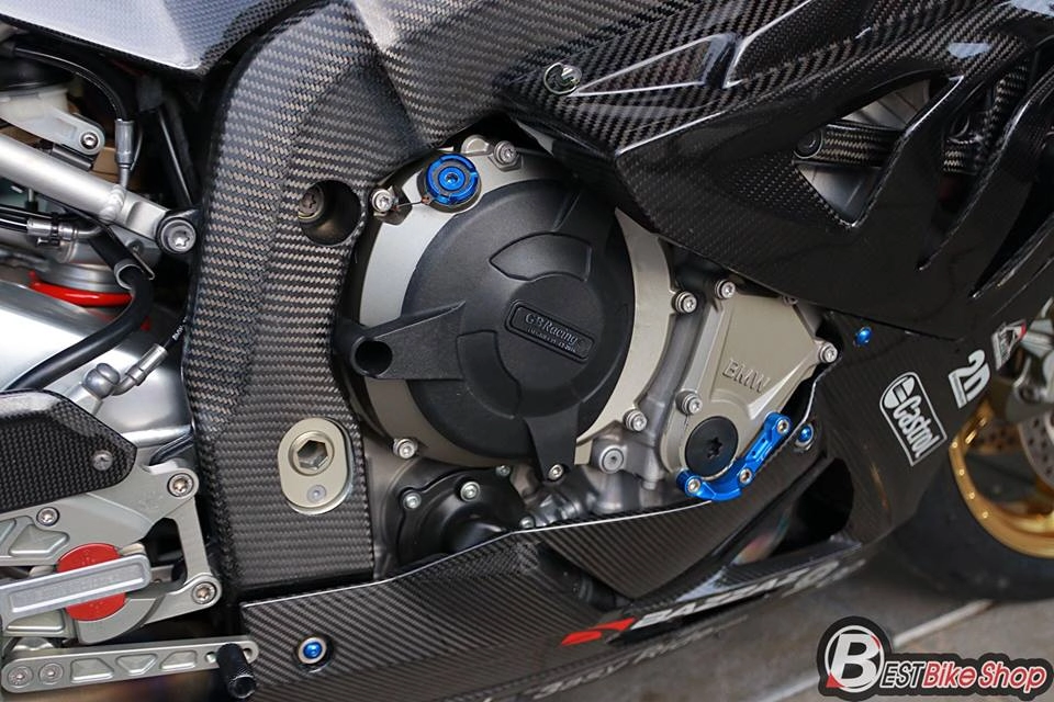 Bmw hp4 vẻ đẹp tuyệt sắc trong trang bị full áo carbon ilmberger