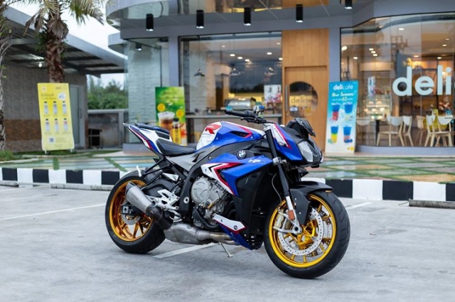 Bmw s1000r - mãn nhãn với sự thay đổi tone màu độc đáo