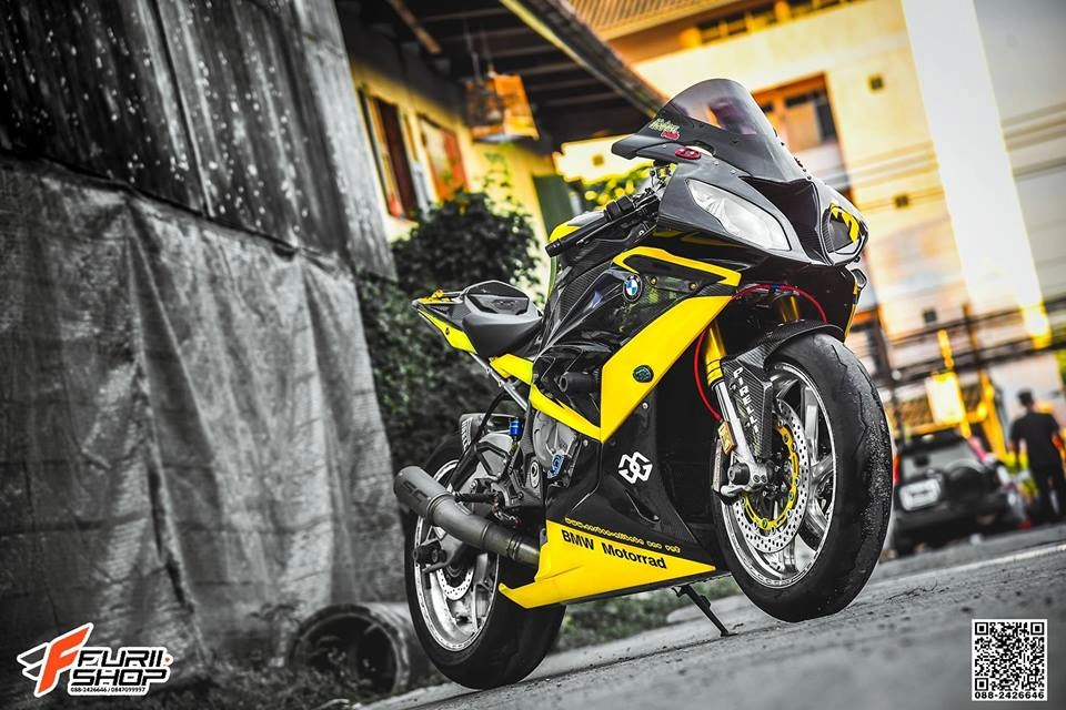 Bmw s1000rr bản độ đầy sức hút tại furii shop