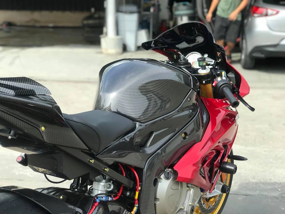 Bmw s1000rr bản độ đẹp xuất sắc với tone màu red candy