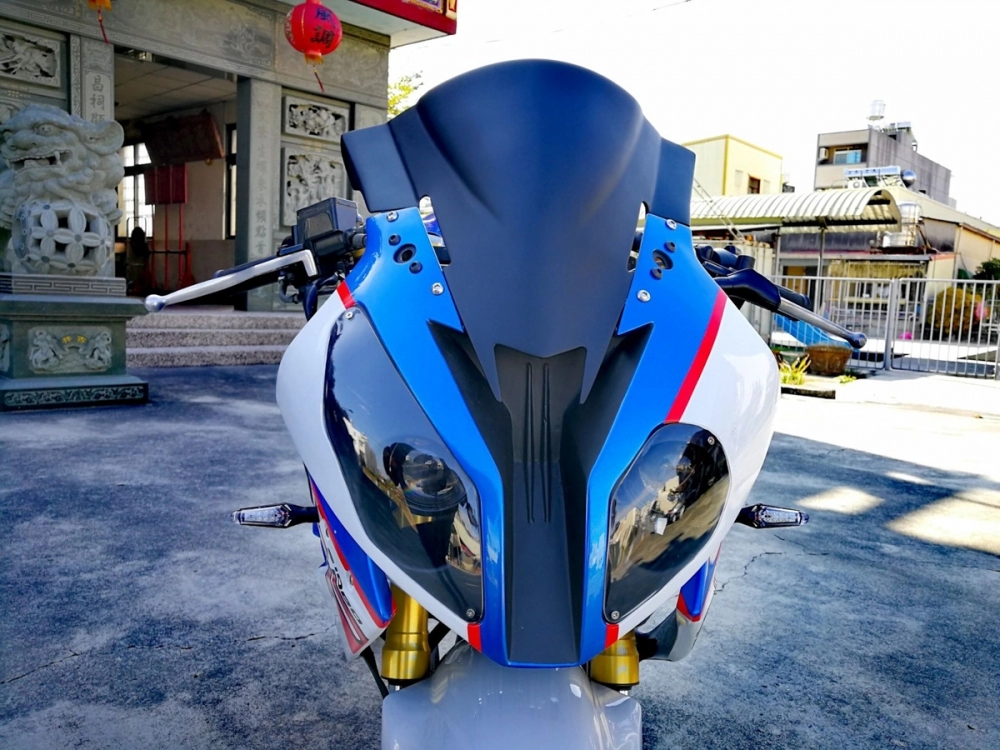 Bmw s1000rr bản độ từ chiếc honda msx 125cc khá độc đáo