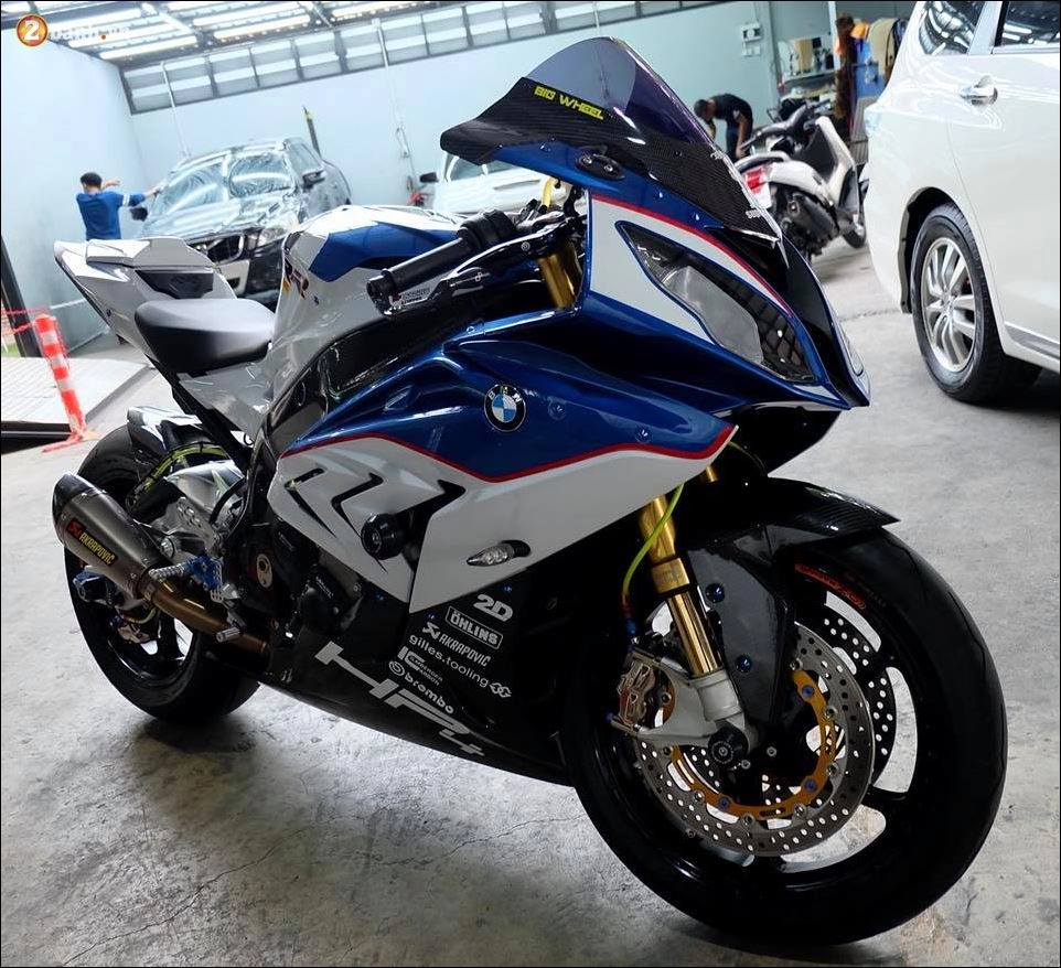 Bmw s1000rr bản nâng cấp đẹp không tưởng từ jc superbike