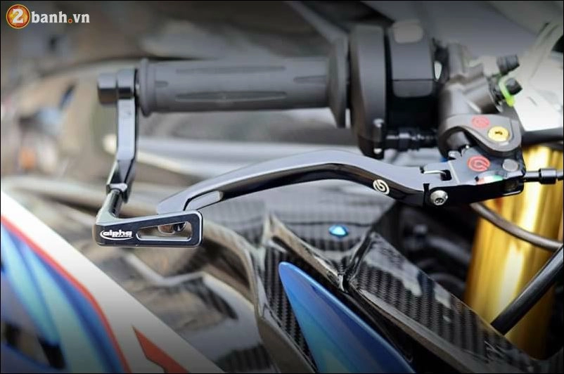 Bmw s1000rr cá mập hầm hố qua skin hạng nặng