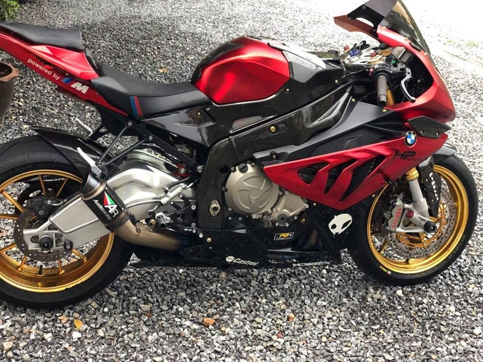 Bmw s1000rr cá mập shark gợi cảm cùng tông màu red candy