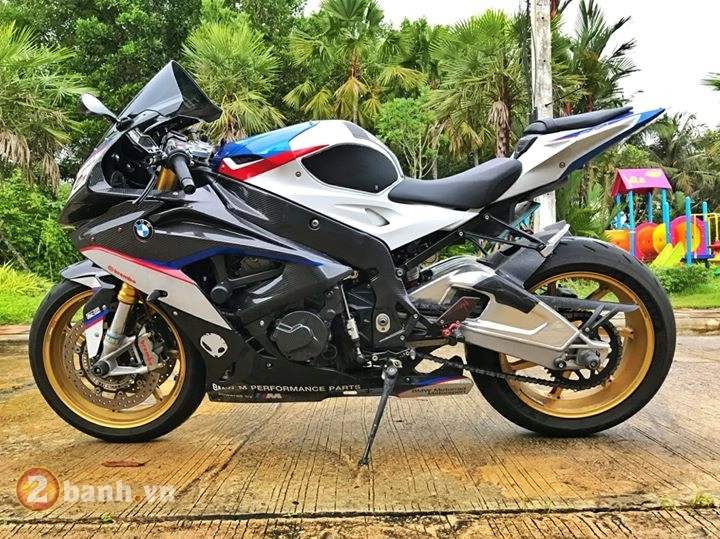 Bmw s1000rr đầy đẳng cấp với gói option thiệt hại hơn trăm triệu đồng