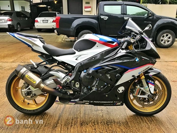 Bmw s1000rr đầy đẳng cấp với gói option thiệt hại hơn trăm triệu đồng