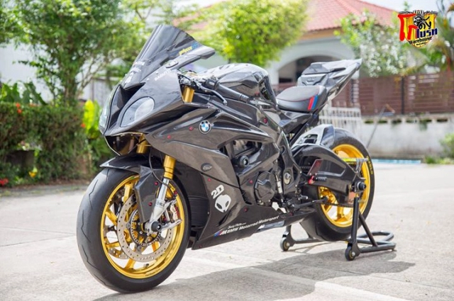 Bmw s1000rr độ full áo carbon đầy mê hoặc