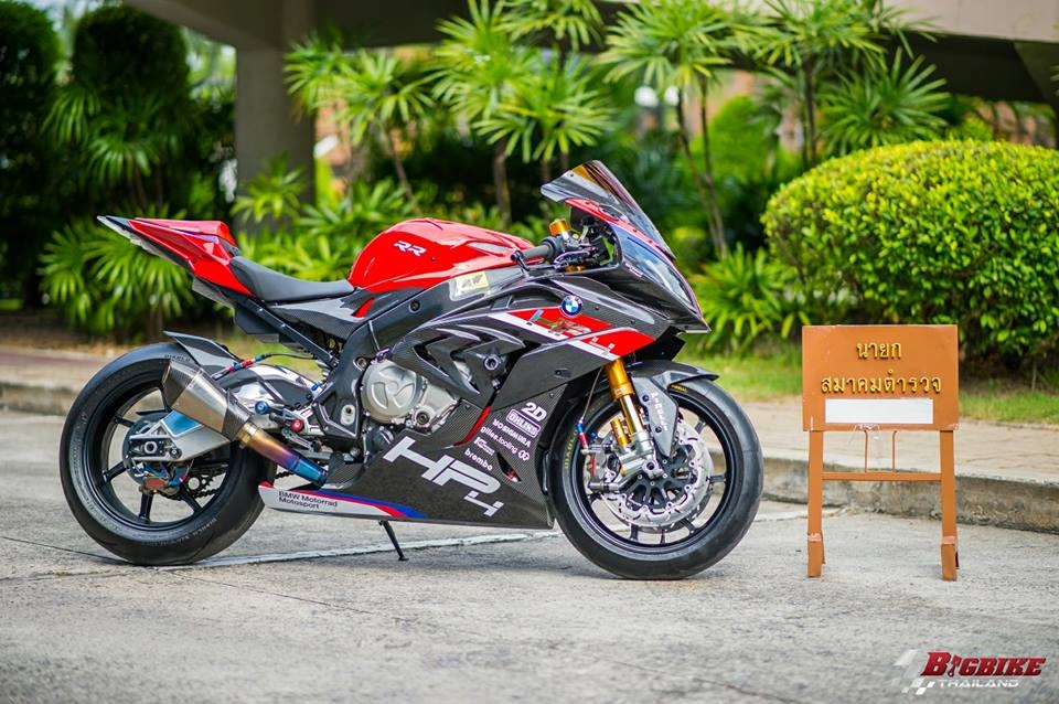 Bmw s1000rr siêu phẩm độ trên đất thái