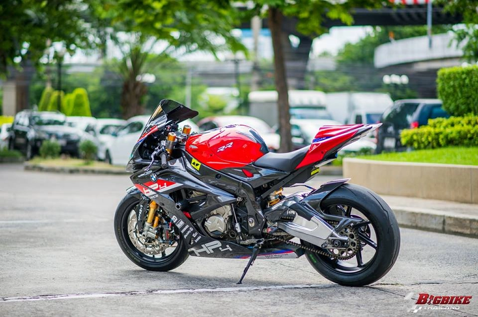 Bmw s1000rr siêu phẩm độ trên đất thái