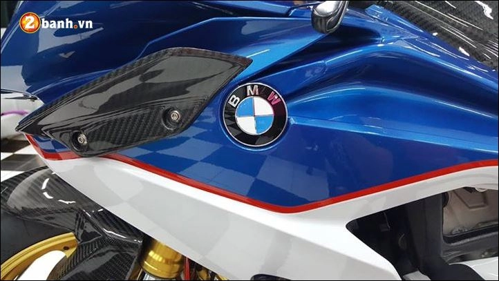 Bmw s1000rr superbike đầy khiêu khích với body độ cực chuẩn