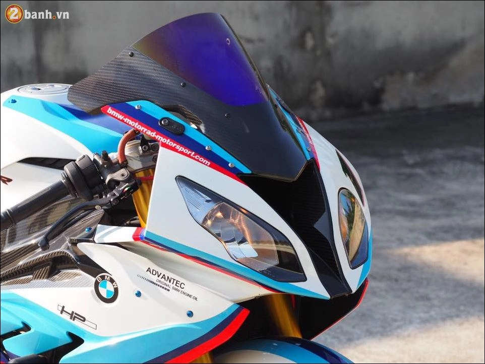 Bmw s1000rr vẻ đẹp khó cưỡng từ cá mập trên cạn