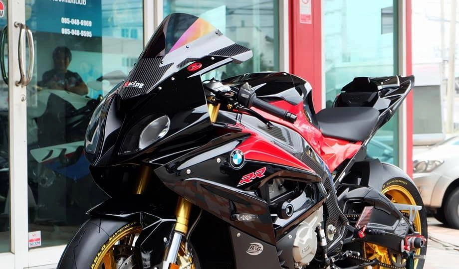 Bmw s1000rr vẻ đẹp kiêu sa không tỳ vết