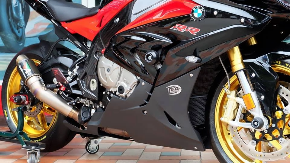 Bmw s1000rr vẻ đẹp kiêu sa không tỳ vết