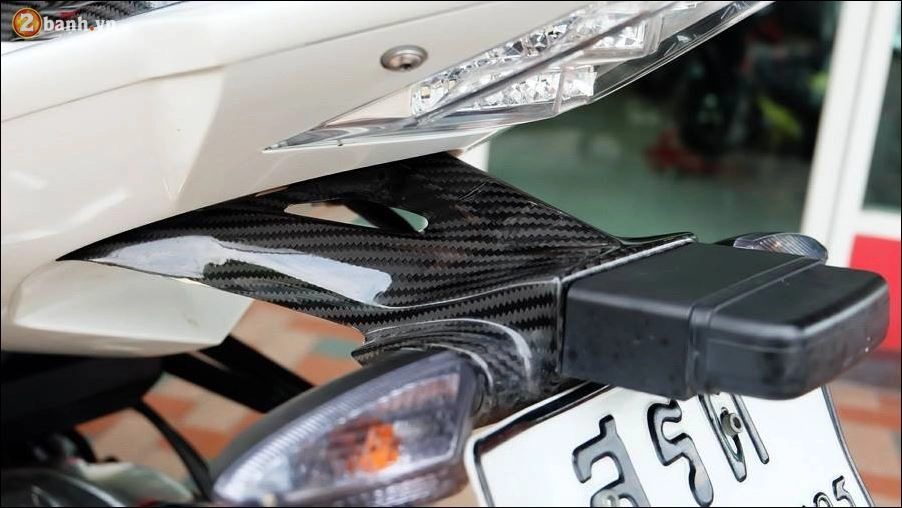 Bmw s1000rr vẻ đẹp từ thuở khai sinh của superbike danh tiếng