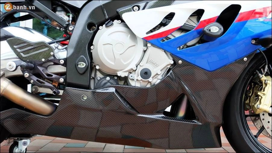 Bmw s1000rr vẻ đẹp từ thuở khai sinh của superbike danh tiếng