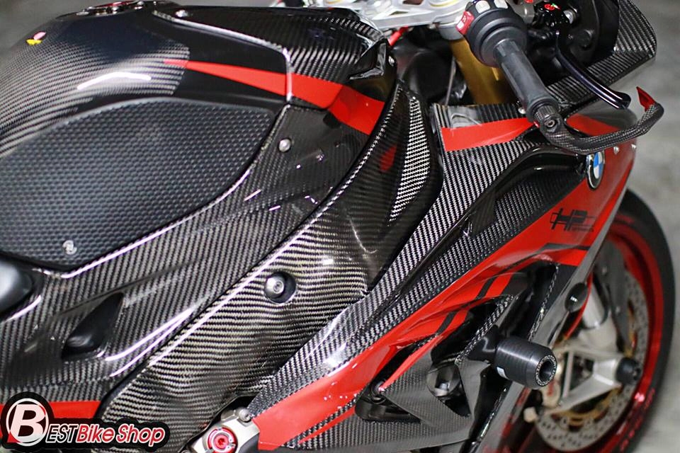 Bmw s1000rr vẻ đẹp tuyệt sắc bên công nghệ carbon