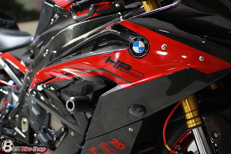 Bmw s1000rr vẻ đẹp tuyệt sắc bên công nghệ carbon