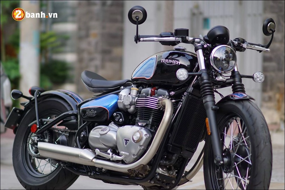 Bonneville bobber xế nổ cổ điển dị biệt qua công nghệ tem đấu