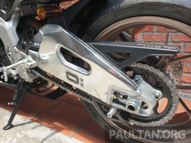 Cận cảnh aprilia rsv4 1100 factory 2019 với giá gần 1 tỷ vnd