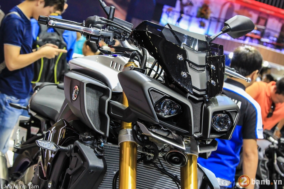 Cận cảnh chi tiết yamaha mt-10 sp 2017 tại vmcs 2017