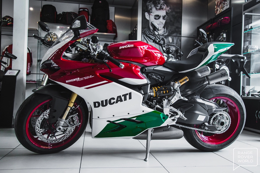 Cận cảnh ducati 1299 panigale r final edition giá 40000 usd