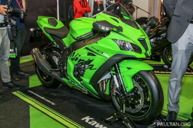 Cận cảnh kawasaki ninja zx-10rr và zx-6r 2019 được công bố giá khởi điểm 899 triệu và 444 triệu vnd