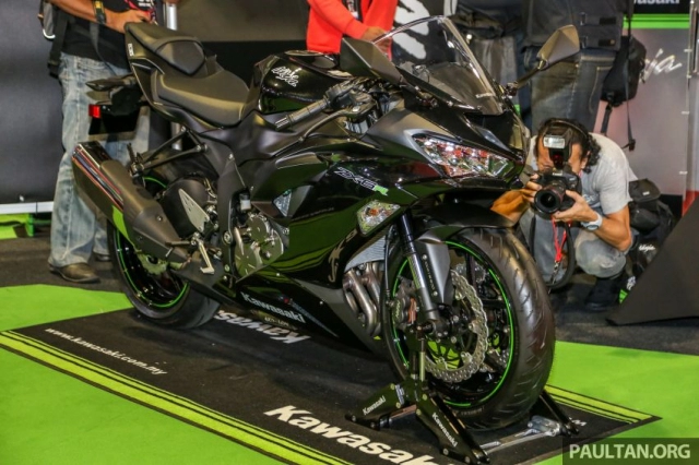 Cận cảnh kawasaki ninja zx-10rr và zx-6r 2019 được công bố giá khởi điểm 899 triệu và 444 triệu vnd