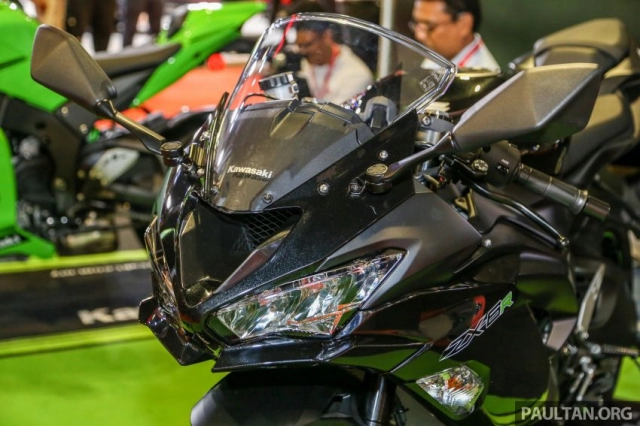 Cận cảnh kawasaki ninja zx-10rr và zx-6r 2019 được công bố giá khởi điểm 899 triệu và 444 triệu vnd