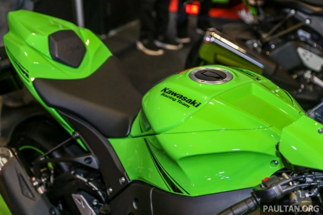 Cận cảnh kawasaki ninja zx-10rr và zx-6r 2019 được công bố giá khởi điểm 899 triệu và 444 triệu vnd