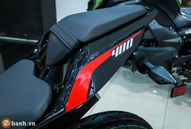 Cận cảnh ninja 400 abs 2019 tặng kèm tem độ giá không đổi