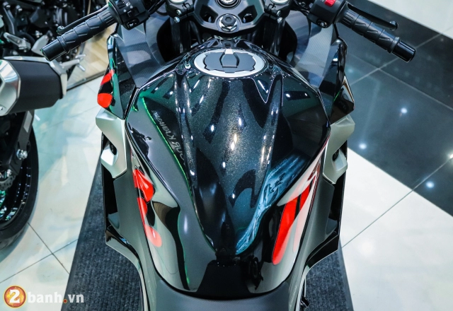 Cận cảnh ninja 400 abs 2019 tặng kèm tem độ giá không đổi