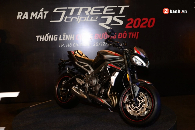 Cận cảnh triumph street triple 765rs 2020 tại việt nam với giá 435 triệu vnd