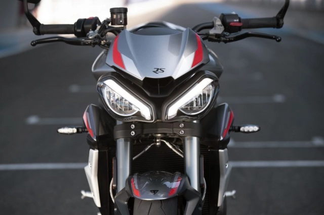 Cận cảnh triumph street triple 765rs 2020 tăng sức mạnh thiết kế táo bạo