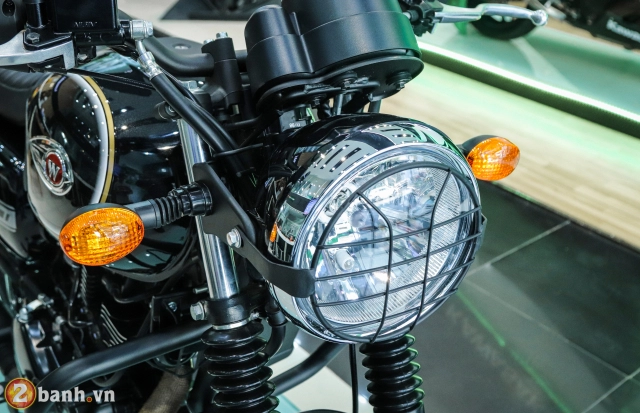 Cận cảnh và giá bán kawasaki w175 2019 custom đậm chất cổ điển từ motorrock