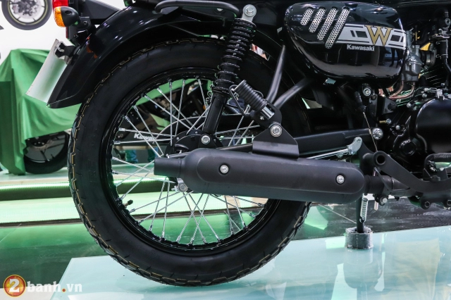 Cận cảnh và giá bán kawasaki w175 2019 custom đậm chất cổ điển từ motorrock