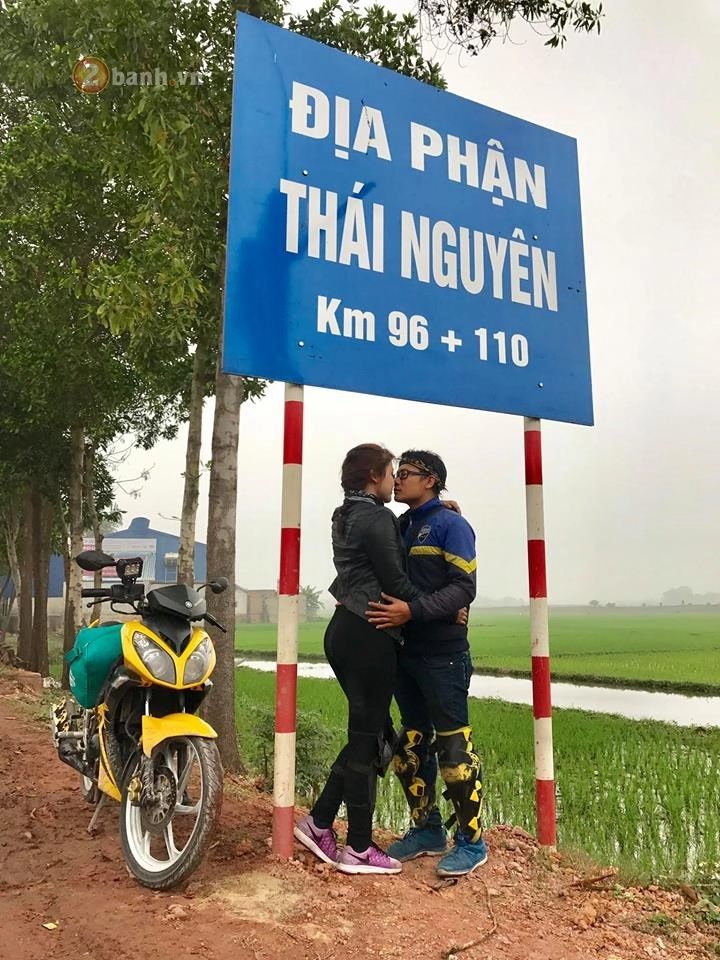 Cặp đôi phượt thủ sài gòn 