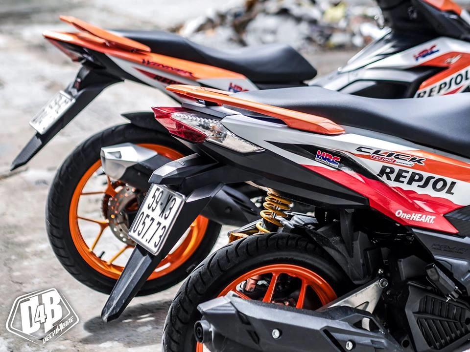 Cặp đôi repsol đẹp hoàn hảo và tinh tế của biker việt